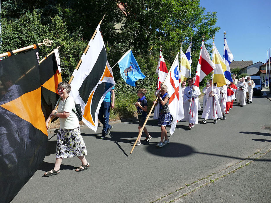 Festgottesdienst zum 1.000 Todestag des Heiligen Heimerads auf dem Hasunger Berg (Foto: Karl-Franz Thiede)